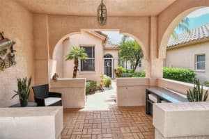 3826 MIRA LAGO DR, SARASOTA, FL 34238 Sold 11/29/22