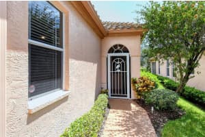 3826 MIRA LAGO DR, SARASOTA, FL 34238 Sold 11/29/22