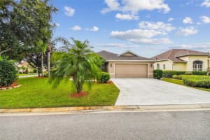 10490 OLD GROVE CIR, BRADENTON, FL 34212 Sold 11/18/22