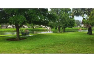 3921 GLEN OAKS MANOR DR, SARASOTA, FL 34232 Sold 11/16/22