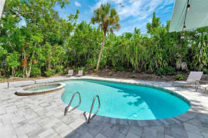 567 VENICE LN, SARASOTA, FL 34242 Sold 02/21/23