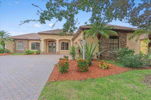 6222 YELLOW WOOD PL, SARASOTA, FL 34241 Sold 02/28/23
