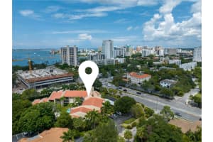 800 S HUDSON AVE #201, SARASOTA, FL 34236 Sold 03/03/23