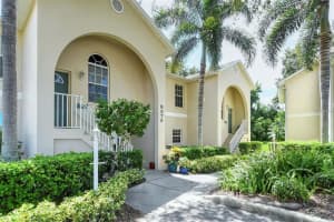 8375 Glenrose Way #211, SARASOTA