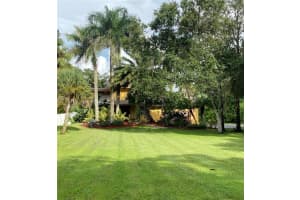 5219 BOX TURTLE CIR, SARASOTA, FL 34232 Sold 10/25/22