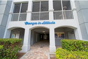 392 ARUBA CIRCLE, BRADENTON, FL 34209 Sold 07/21/23