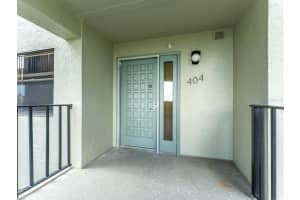 755 S PALM AVE #404, SARASOTA, FL 34236 Sold 03/29/23