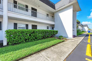 302 47TH AVENUE DR W #318, BRADENTON, FL 34207 Sold 01/27/23