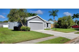 6133 63RD AVE E, PALMETTO, FL 34221 Sold 12/16/22