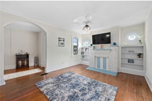 7352 PHILLIPS ST, SARASOTA, FL 34243 Sold 10/28/22