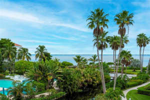 350 GULF OF MEXICO DR #225, LONGBOAT KEY, FL 34228 Sold 12/21/22