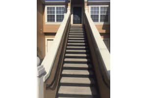 5550 ROSEHILL RD #202, SARASOTA, FL 34233 Sold 10/31/22