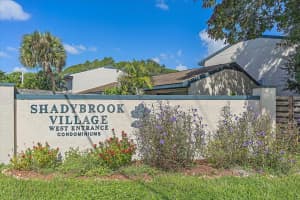 6870 Whitman Way, Sarasota, FL 34243, Sold 12/20/22