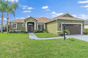 10659 OLD GROVE CIR, BRADENTON, FL 34212 Sold 11/01/22