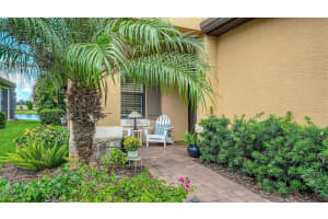 6343 POSITANO CT, SARASOTA, FL 34243 Sold 10/31/22