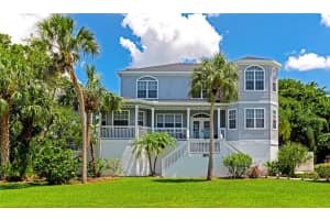 3811 BAYSIDE CIR, BRADENTON, FL 34210 Sold 12/05/22