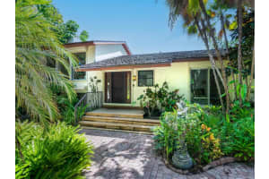 1400 CASEY KEY RD, NOKOMIS, FL 34275 Sold 11/17/22