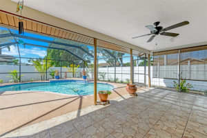 6406 ALESHEBA LN, SARASOTA, FL 34240 Sold 12/28/22