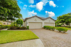 8256 Varenna Dr, Sarasota, FL 34231, Sold 02/22/23