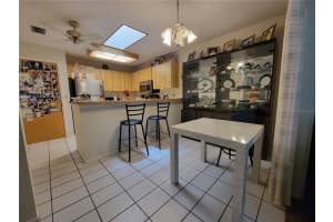 4283 Oakhurst Cir E, Sarasota, FL 34233, Sold 12/16/22