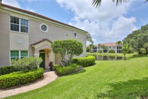 5241 Parisienne Pl, Sarasota, FL 34238, Sold 11/30/22