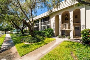 1743 Southwood St, Sarasota, FL 34231, Sold 12/12/22