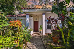 3633 71ST TER E, SARASOTA, FL 34243 Sold 12/07/22