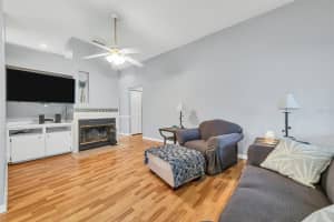 7661 37th St Cir E, Sarasota, FL 34243, Sold 12/02/22