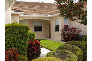 8219 Simpson Falls Ct, Sarasota, FL 34243, Sold 12/22/22