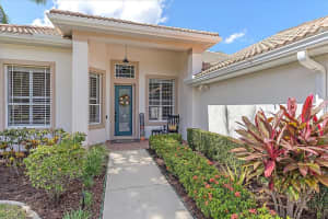 7232 Southgate Ct, Sarasota, FL 34243, Sold 11/23/22