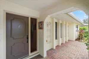 4861 HUNTLEIGH DRIVE, SARASOTA, FL 34233 Sold 03/22/23