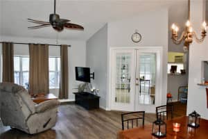 3570 65TH AVENUE CIR E, SARASOTA, FL 34243 Sold 01/18/23