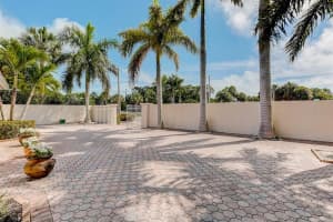 236 Boulevard of the Presidents, Sarasota, FL 34236, Sold 02/21/23