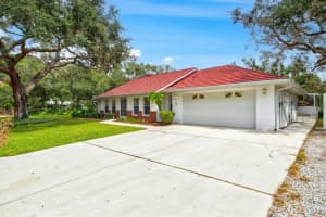 270 MIMOSA CIR, SARASOTA, FL 34232 Sold 12/09/22