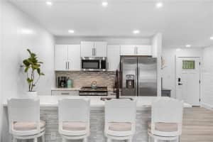 3735 42ND WAY S #J, ST PETERSBURG, FL 33711 Sold 11/14/22