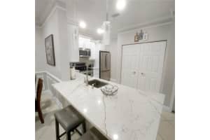 4333 BAYSIDE VILLAGE DR #305, TAMPA, FL 33615 Sold 11/29/22