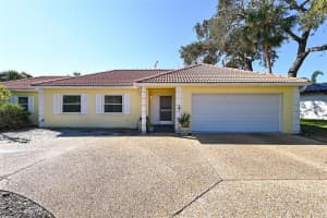 558 Venice Ln, Siesta Key, FL 34242, Sold 12/09/22