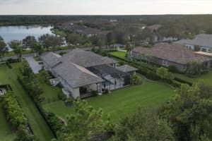 8353 LINDRICK LN, BRADENTON, FL 34202 Sold 01/17/23