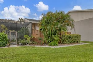 321 BOBBY JONES RD #321, SARASOTA, FL 34232 Sold 12/06/22