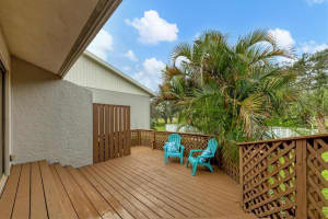321 BOBBY JONES RD #321, SARASOTA, FL 34232 Sold 12/06/22