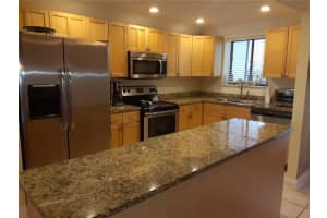 350 S POLK DR #207, SARASOTA, FL 34236 - MLS#MFRA4549916