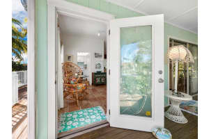 751 Russell St, Longboat Key, FL 34228, Sold 02/03/23