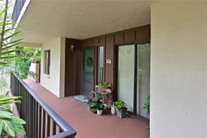3803 SUN EAGLE LANE, BRADENTON, FL 34210 Sold 08/31/23