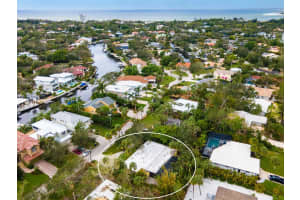 4879 COMMONWEALTH DR, SARASOTA, FL 34242 Sold 02/13/23