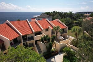 7540 SUNSHINE SKYWAY LN S #T41, ST PETERSBURG, FL 33711 Sold 12/28/22