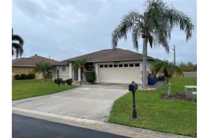 6647 68th St E, Bradenton, FL 34203, Sold 12/09/22