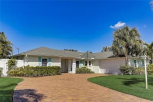 10008 ROYAL PALM DR, BRADENTON, FL 34210 Sold 03/24/23