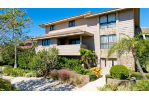 713 Key Royale Dr, Holmes Beach, FL 34217, Sold 01/20/23