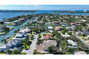 473 PARTRIDGE CIR, SARASOTA, FL 34236 Sold 03/17/23
