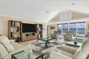 639 MOURNING DOVE DR, SARASOTA, FL 34236 Sold 12/09/22
